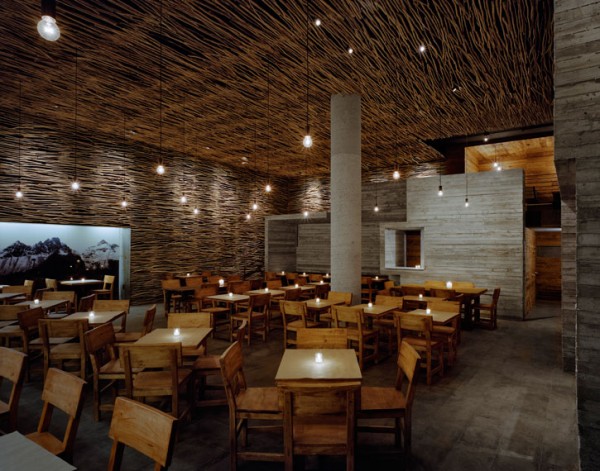 Pio Pio Restaurant By Sebastian Mariscal Architecture 15 600x471 